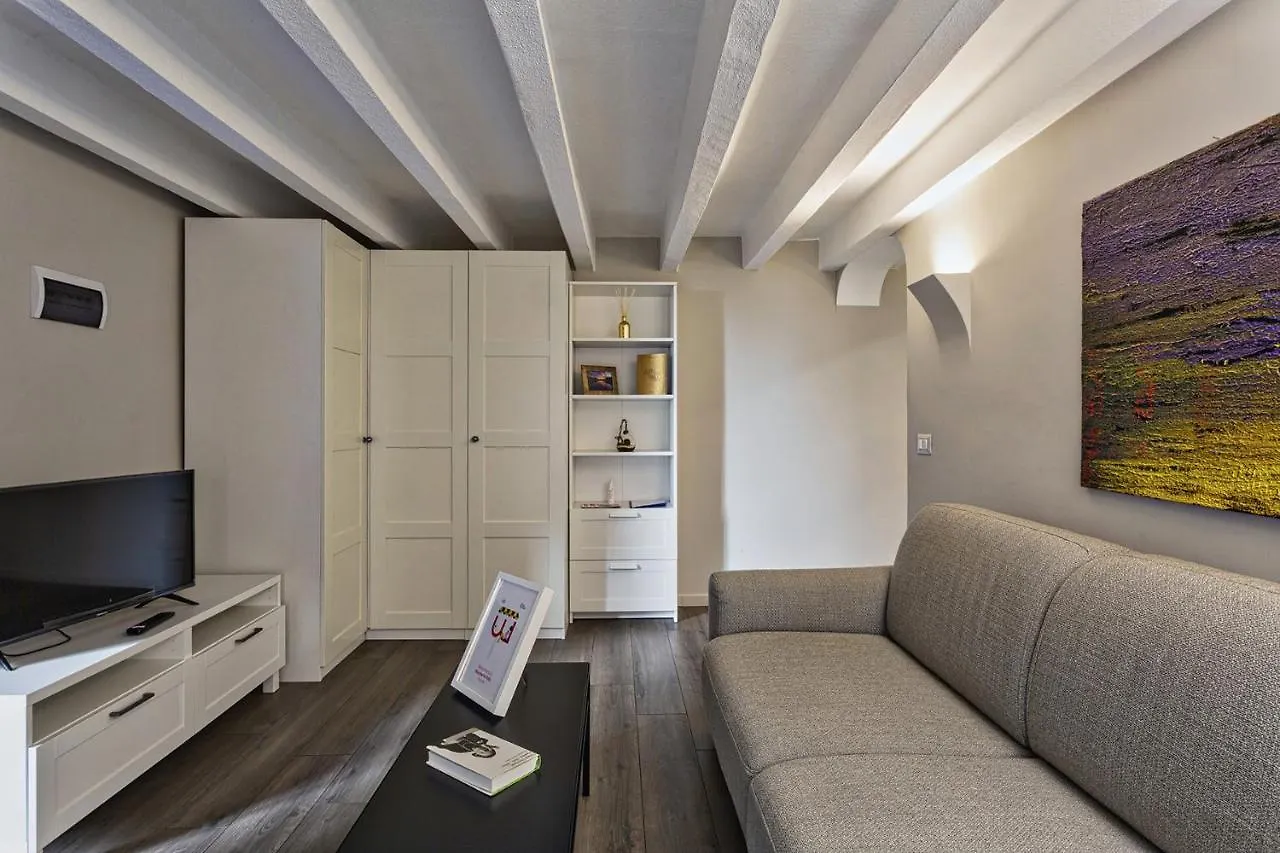 Boutique Apartment In Via Roma By Wonderful Italy Genoa